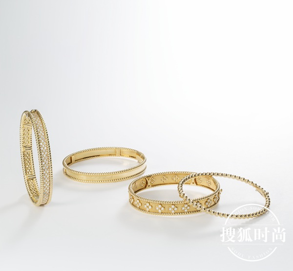 Van Cleef & Arpels Perlée Bracelet