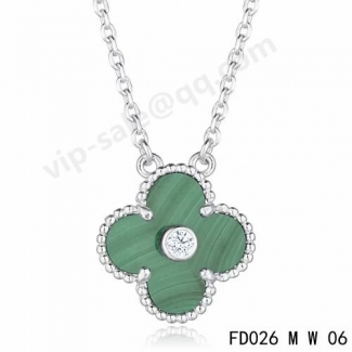 Fake Van Cleef & Arpels Vintage Alhambra Pendant In White Gold With Malachite