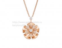 Replica Bvlgari Divas' Dream Necklace in Rose Gold with Pave Diamonds Petals